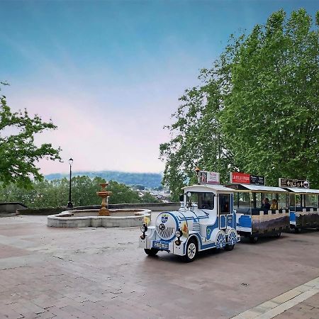 Quartier Du Chateau, Superbe Appartement Avec Parking Pau Luaran gambar